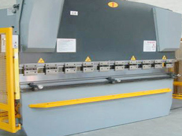 剪板機安全光幕解決方案